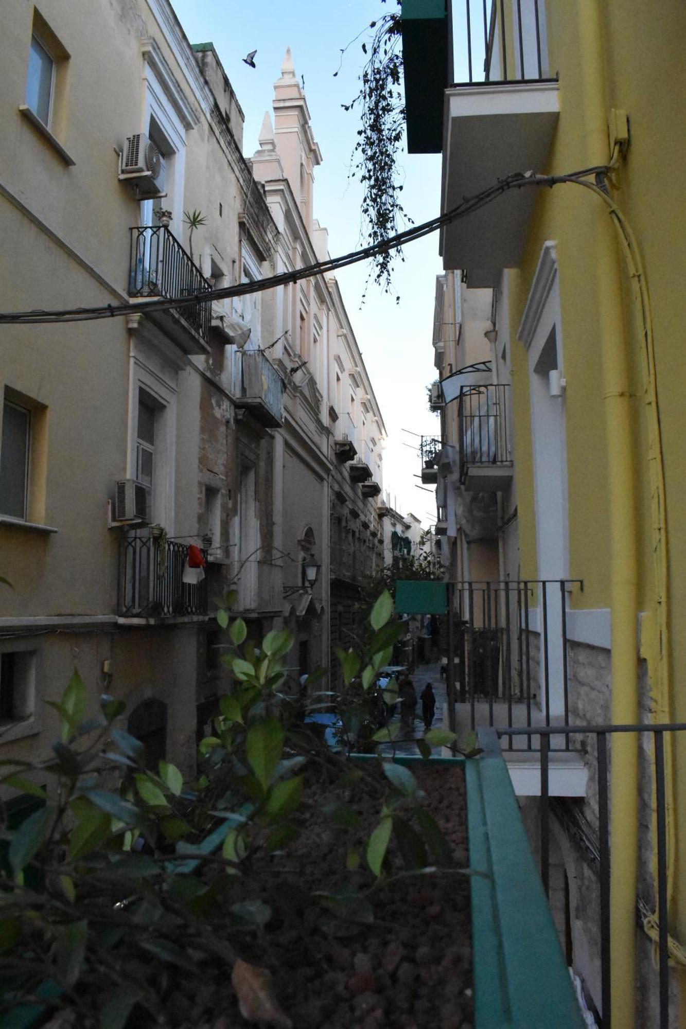 Saint Barth Guest House - Steps Loft In Bari Bagian luar foto